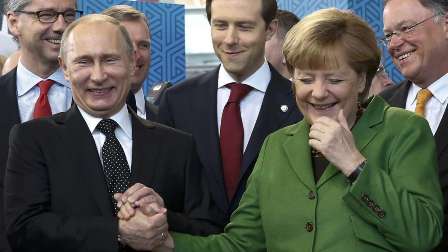 60 yaşlı kansler - Angela Merkel istirahətə şəxsi vəsaiti hesabına gedir - FOTOLAR