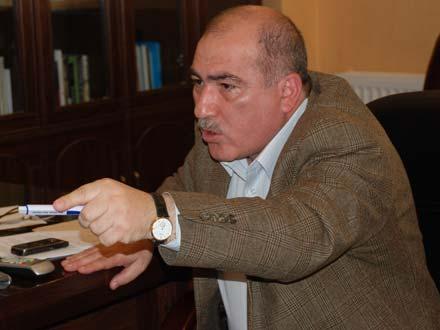 Qorbaçovun Azərbaycan “sevgisi”, Petrosyanın güllələri, Mütəllibovun Pənah Hüseynə cavabı...