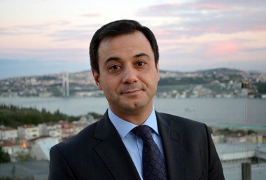Elşad İskəndərov israilli gənclərlə Qəza üçün kampaniyaya başladı