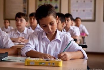Təhsil Nazirliyi liseylərə şagird qəbulu elan etdi