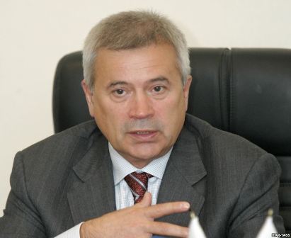 Vahid Ələkbərov obyektlərini satır 