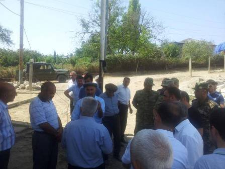 Qazaxlılar cəbhədən yalan yazanların cəzalandırılmasını tələb edir