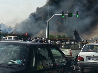 Tehranda sərnişin təyyarəsi qəzaya uğradı: 40 nəfər öldü