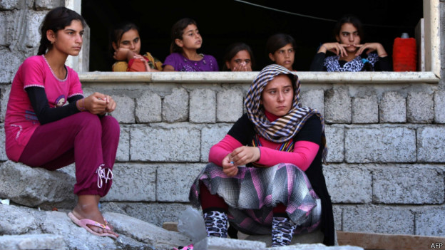 Yezidilər kimdir? - Təqiblərə məruz qalan bu xalqın inancları, adətləri... -FOTOLAR