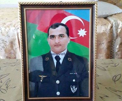 Şəhidin həyat yoldaşını ərinin hərbi formasını geyməyə qoymadılar