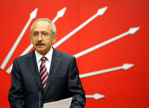 Müxalifət partiyasında çaxnaşma: Kamal Kılıçdaroğlunu istefaya çağırdılar 