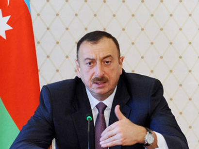 İlham Əliyev: “Ölkə daxilində də milli satqınlar var”