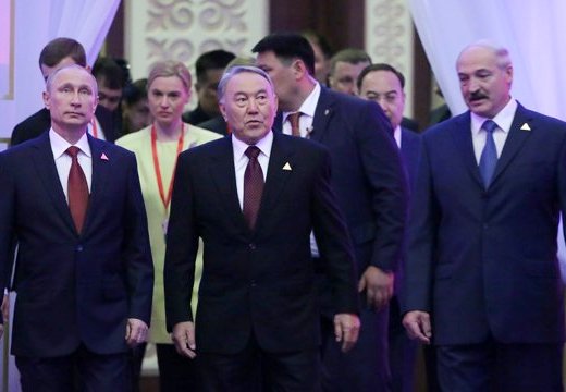 Nazarbayev hədələdi: “Qazaxıstan Avrasiya İttifaqından çıxa bilər” 