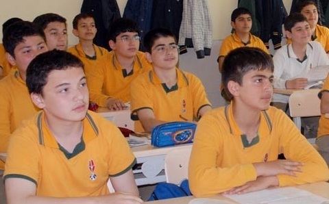 Azərbaycanda bağlanan "türk liseyləri" yeni adla fəaliyyətə başladı - YENİLƏNİB