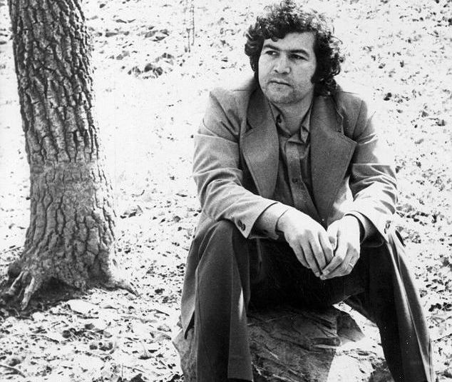 “Bizim kənddə “Dədə Qorqud”dakı kimi, qadınlar at minirdilər” - Sabir Rüstəmxanlının KƏNDİ 