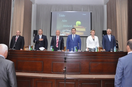 Deputatlar ADU-da tələbələrlə görüşdülər - FOTOLAR
