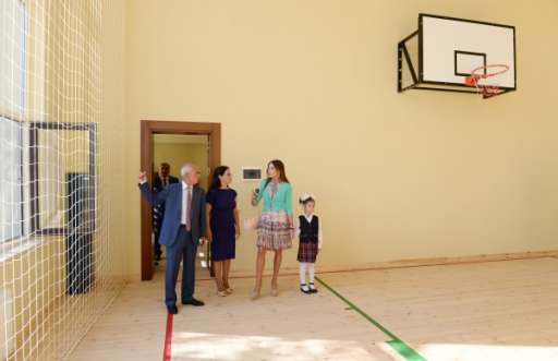 Mehriban Əliyeva internat məktəbinin açılışında - FOTOLAR