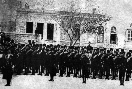 Çağdaş ədəbiyyat 15 sentyabr Bakı zəfərinə niyə laqeyd qaldı? - SORĞU