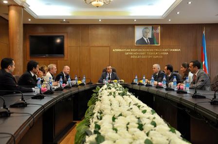 Şura Böyük Britaniya, Almaniya və Estoniya QHT-ləri ilə qrant müqaviləsi imzalayıb