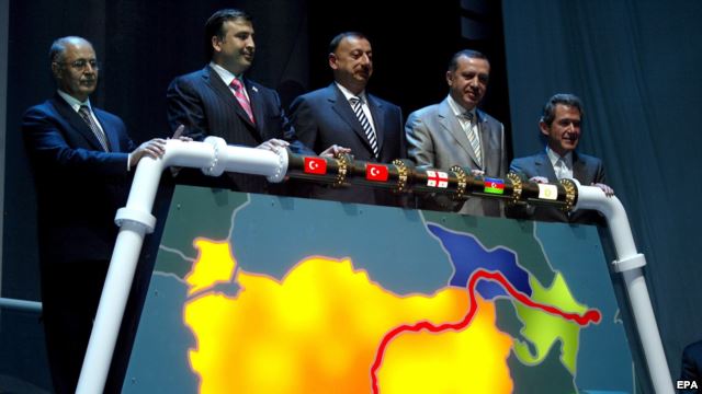 Azərbaycan “Əsrin müqaviləsi”ndən 120 milyard dollar qazanıb - Ekspert 