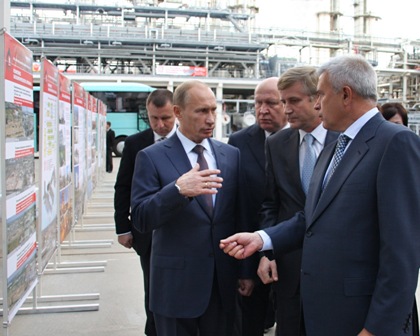 Vahid Ələkbərov Putindən kömək istədi 