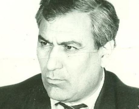 “Sensasiyalı kitablar” - Eldar Baxışın  çoxlarını gülüş hədəfinə çevirən kitabı 