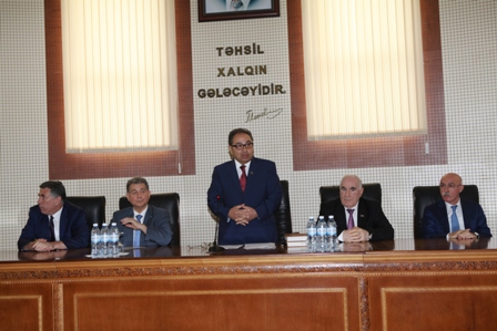 BDU-da yazıçı Mir Cəlalın kitabı təqdim olundu