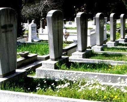 Məzardan “kömək edin” səsi gəldi