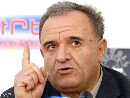 Ermənistanda partiya sədri öldü