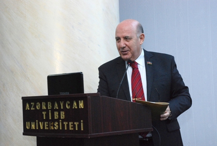 Tibb Universitetində müəllimlərin və həkimlərin maaşı artdı