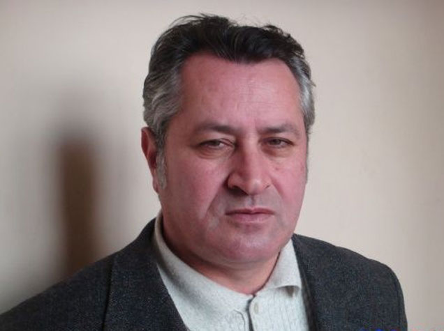 “Ədəbiyyat qəzeti”nin baş redaktoru istefa verdi