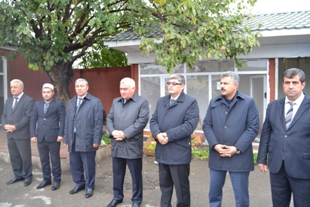 Şəhid ailələri və imtiyazlı şəxslərə qurban sovqatları paylanıb