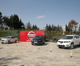 Nissan avtomobil şousu göstərdi