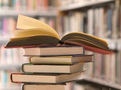 Ədəbi sorğu: “Türk şairlərindən kimi oxuyursuz?” 
