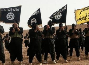 İŞİD İraqda hərbi bazanı ələ keçirdi 