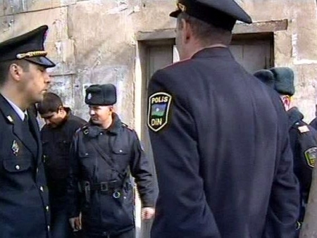 Polis Rusiyada axtarışda olan 8 azərbaycanlını tutub