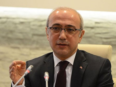Türkiyəli nazir: “Bakı-Tiflis-Qars dəmiryolu xəttinin məqsədləri çoxdur”