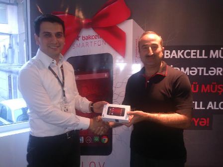  “Bakcell”in yeni Müştəri Xidmətləri Mərkəzində abunəçilər mükafatlandırılıb - FOTO 