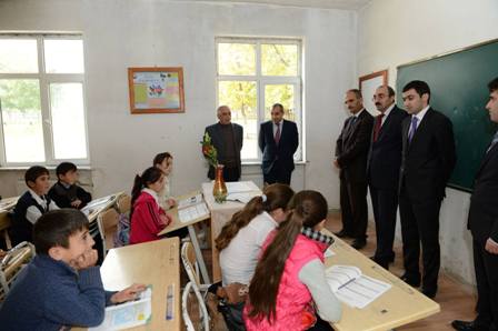 Təhsil Naziri Qusara gedib