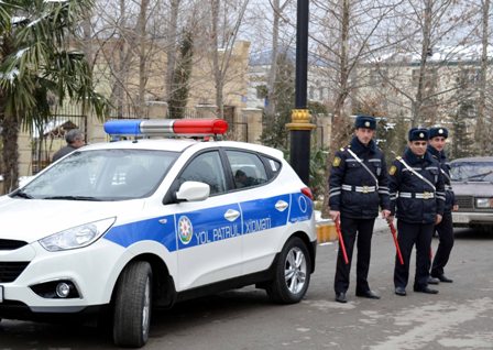Baş Dövlət Yol Polisi deputatların iradlarına cavab vermək istəmir