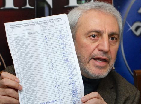 Doqquz ayda Ermənistandan 113 min adam gedib - Deputat