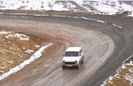 Ermənilər Qarabağı Ermənistana birləşdirən ikinci yolu TİKİRLƏR - VİDEO