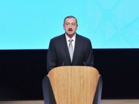 İlham Əliyev məsuliyyətsiz siyasətçilərdən DANIŞDI  