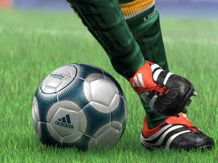 Alman azarkeşi ulduz futbolçuya hücum etdi – VİDEO