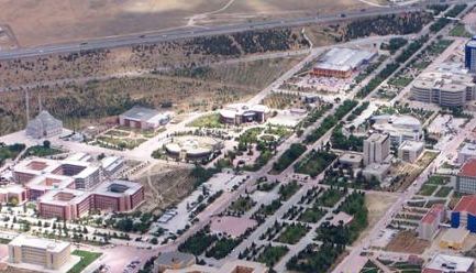 Təhsil Nazirliyi universitet şəhərciklərinin salınacağı yeri AÇIQLADI