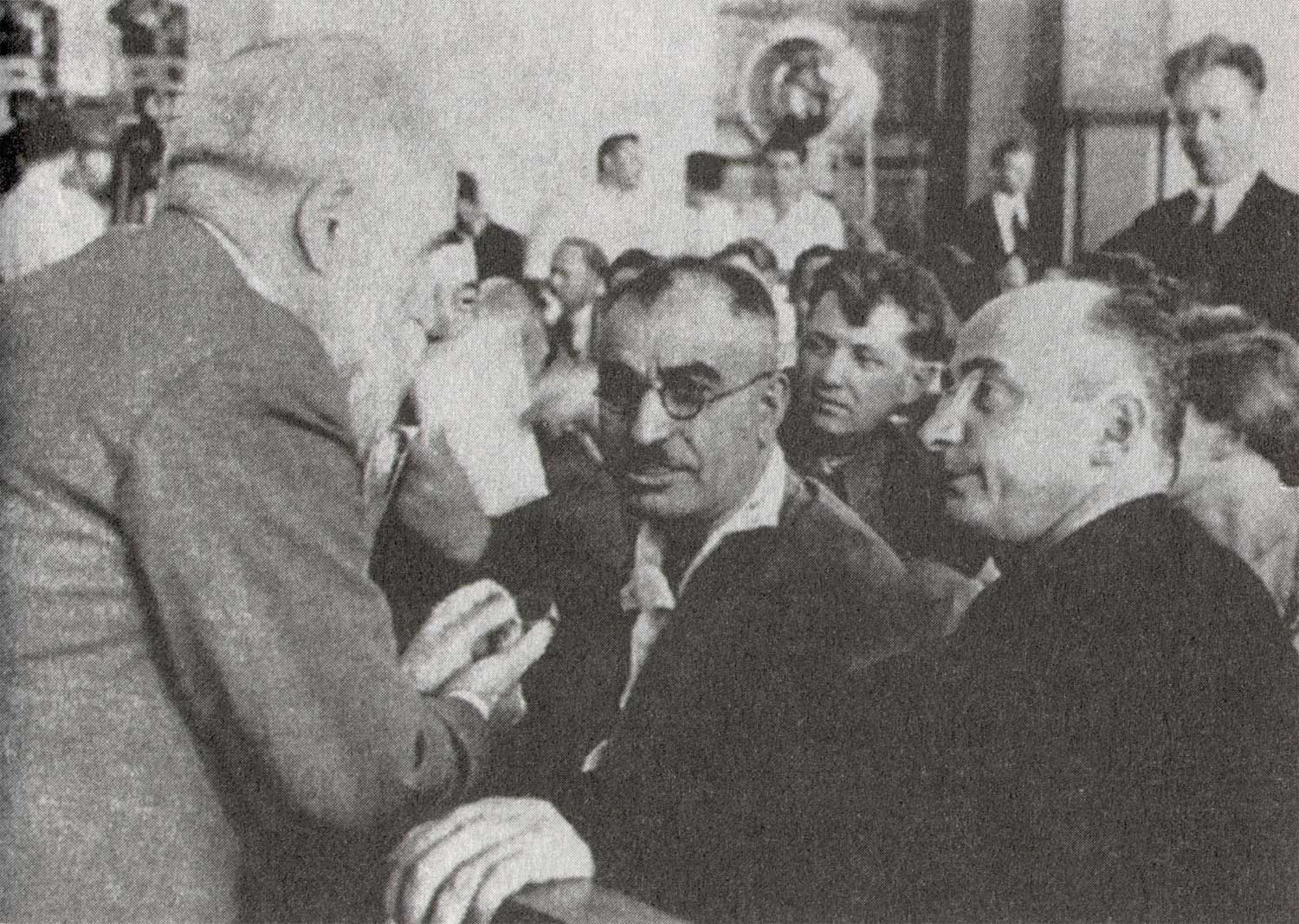 Mir Cəfər Bağırovun Qaçaq Məmmədqasımla SÖHBƏTİ - TARIX