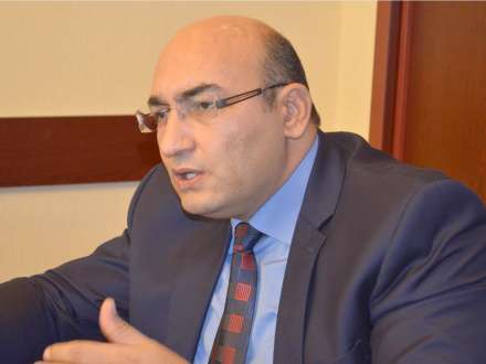 Xətaidə ağac qırıb ev tikənin sərəncamı ləğv olunub - İqbal Ağazadə