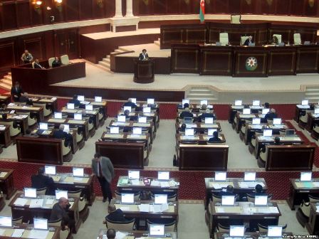 2015-ci ildə deputat olmaq istəyən baş redaktorların sayı artıb