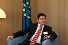 Prezident xarici işlər nazirinin istefasını tələb etdi