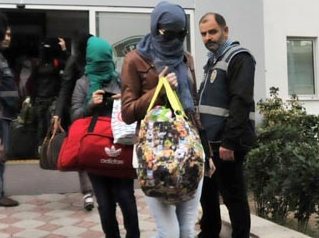 Türkiyəyə 8 ölkədən fahişə gətirən dəstə yaxalanıb