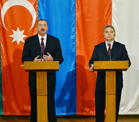 İlham Əliyev Macarıstanın baş naziri ilə birgə bəyanat verdi
