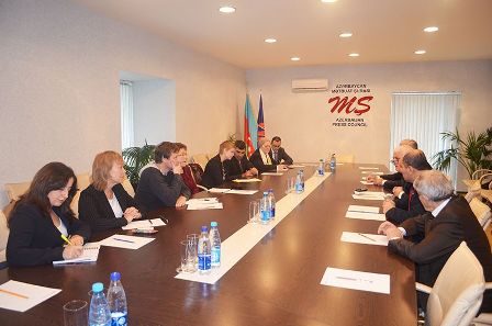 Avropalı media nümayəndələri Mətbuat Şurasında olub - FOTO