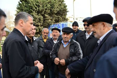 Millət vəkili seçiciləri ilə görüşüb - FOTO