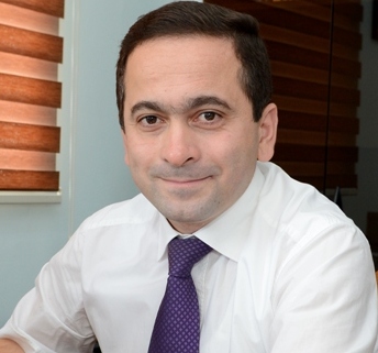 “Dərs ilinin azaldılmasına dair qərar orta məktəblərə aid deyil”