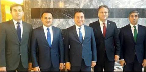 Türkiyə baş nazirinin müavini Azərbaycanın QHT sədrlərini qəbul edib